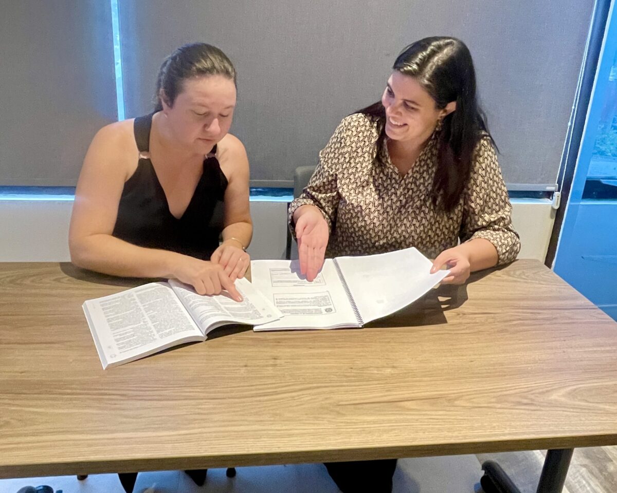  Cristiane e Thais, as especialistas da Núcleo Gestão Pública que ministraram o Treinamento