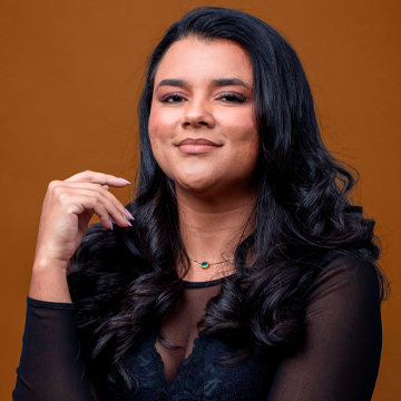 Luiza Cavalcanti Luiza Cavalcanti
